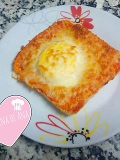 Una foto de “Huevo bimbo con queso”