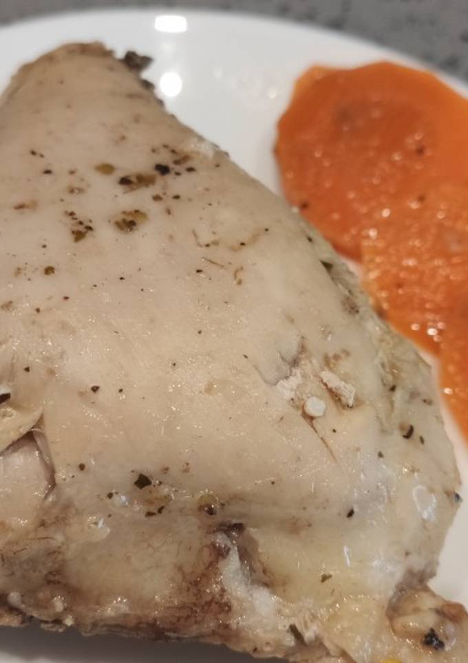Бедро куриное с овощами в мультиварке