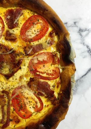 Hình của món Bánh Quiche của Pháp - Quiche Lorraine 🇫🇷.