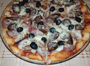 O poză a rețetei Pizza de casă.