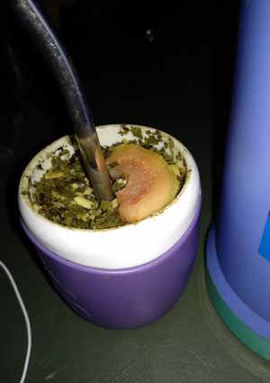 Una foto de Mate con pomelo y peperina fresca 😋😎