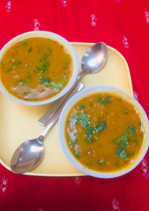 A picture of Maharashtrian Varan/Dal.