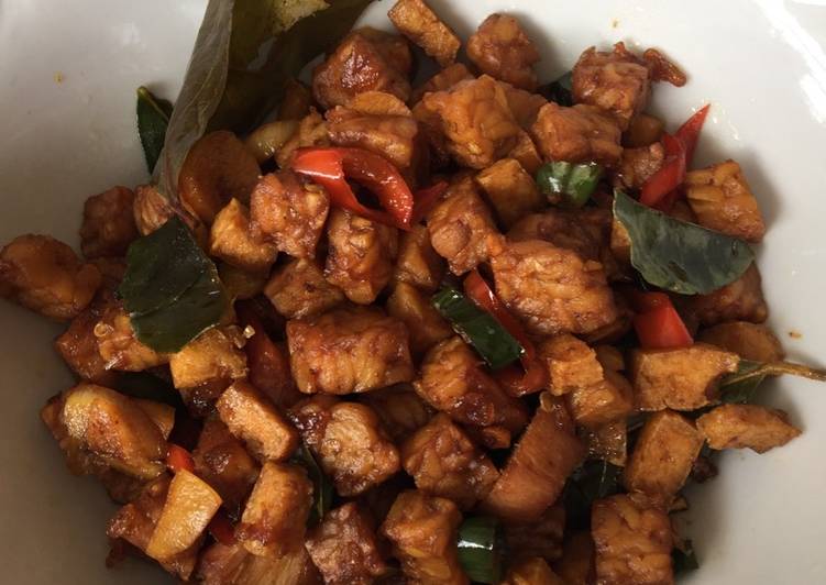 Tempe tahu orek basah