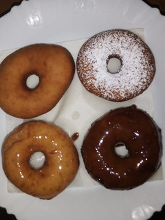 A picture of Yeast doughnuts.