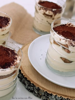 Una foto de Tiramisú en vasitos (el auténtico italiano)