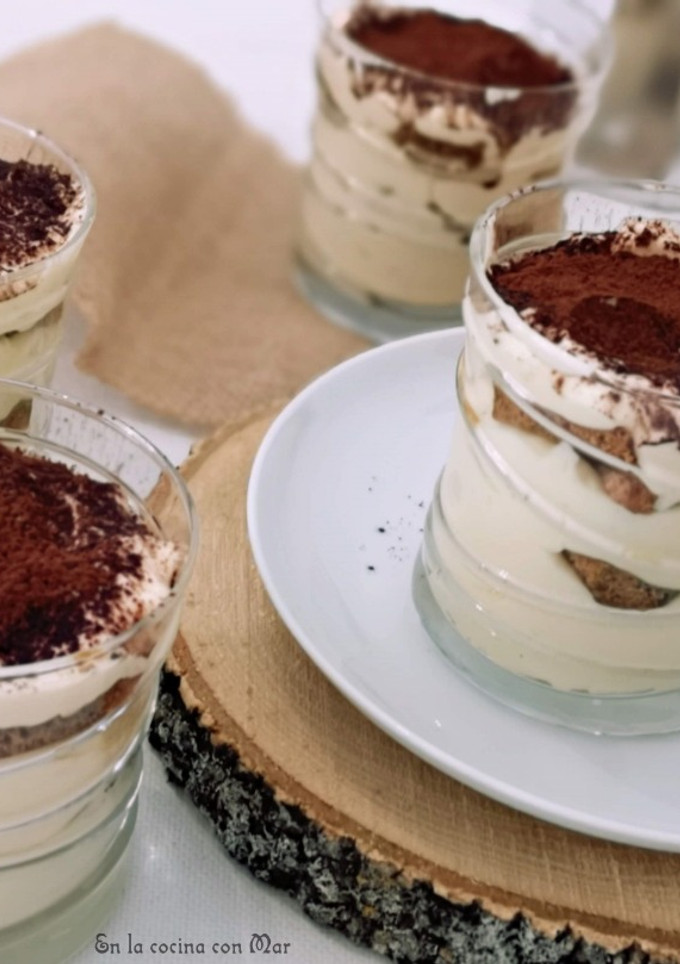 Una foto de Tiramisú en vasitos (el auténtico italiano)