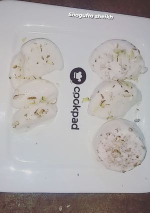 A picture of Badam pista ice cream.