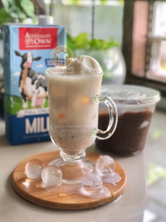 Gambar Susu Kurma Bersama Aiskrim Vanilla