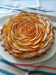 Una foto de Tarta de manzana con crema