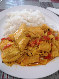 Una foto de 168. Pollo Tikka masala Vegetariano