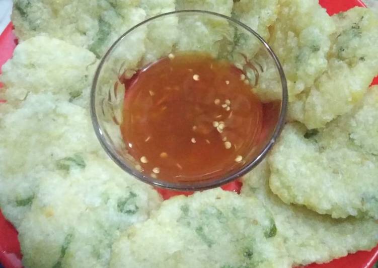 Cireng nasi bumbu rujak