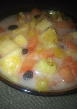 A picture of Fruit salad.