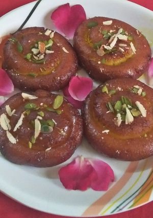 A picture of Chhena Jalebi (Bengali Sweet).