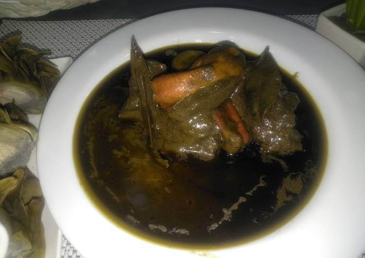 ملوخية بالطريقة الجزائرية