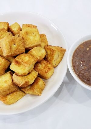 Hình của món Đậu hũ chiên chấm mắm tôm.