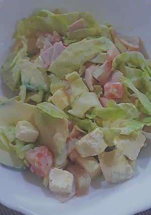 Una foto de Ensalada a mi estilo xd <3