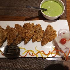 A picture of Papad Paneer ke Kurkure.