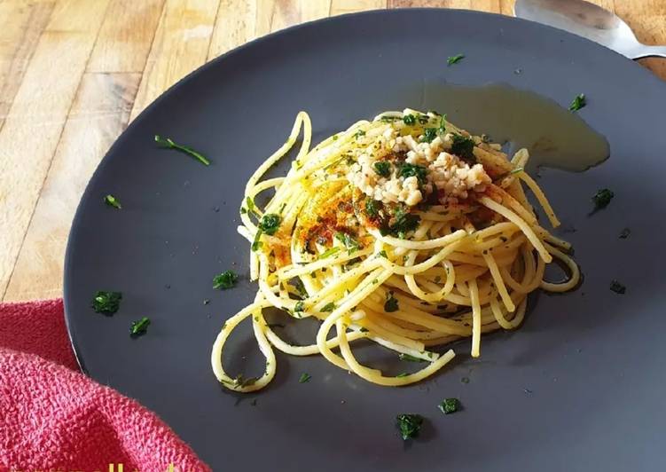 Spaghetti di farro con aglio,olio e peperoncino