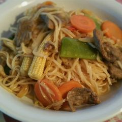 A picture of Ebi's Stir Fry Noodles.