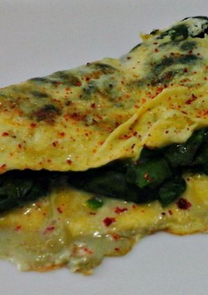Una foto de Omelette de espinacas y queso