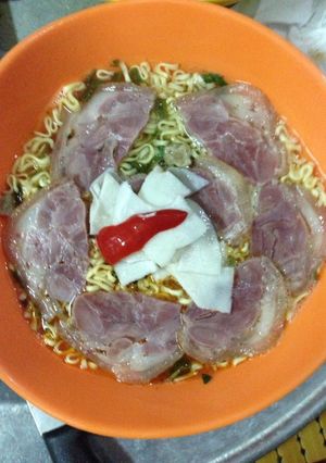 Hình của món Mỳ chân giò muối.