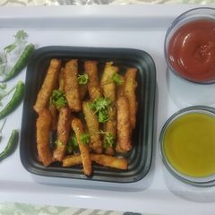 A picture of Cheesy  potato strips.