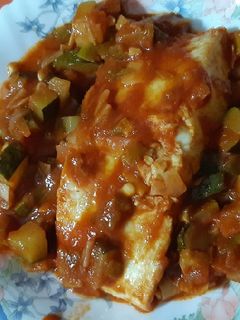 Una foto de Mero con verduras a la sidra