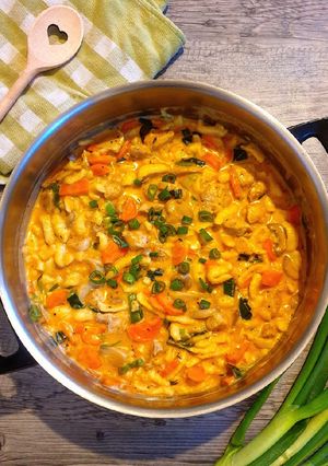 One Pot Spätzle mit Hähnchen Rezepthauptbild