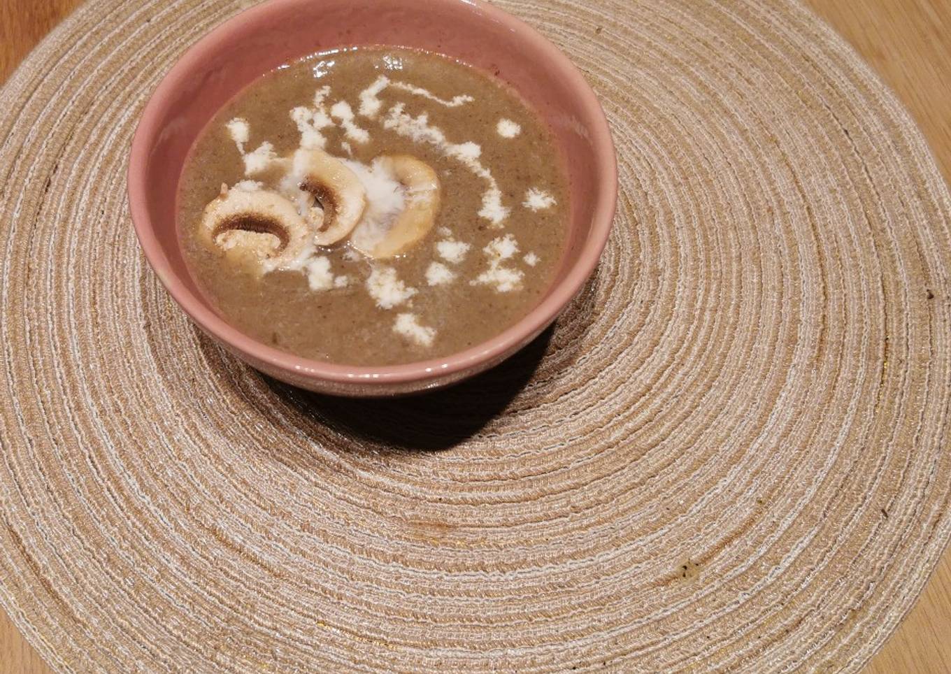 Soupe aux champignons de Paris