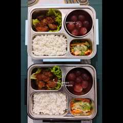 รูปของ Bekal Gongso Ati Ampela, Salad Sayur, dan Anggur