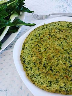 Foto di Frittata al forno con bietola, asiago e granella di pistacchio