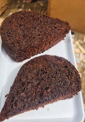 A picture of Chocolate cake oil base.