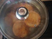 Una foto de pollo cerveza