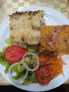 Una foto de Pastel de papa y pastel de calabaza