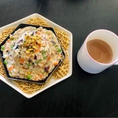 A picture of Oats Semolina Upma.