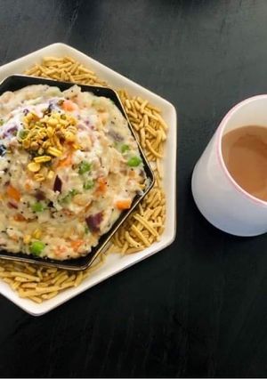 A picture of Oats Semolina Upma.