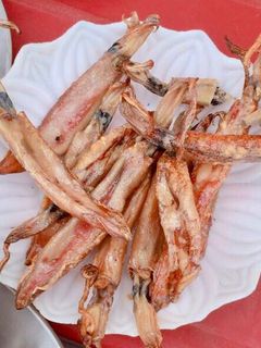 Hình của món Mực ghim chiên giòn.