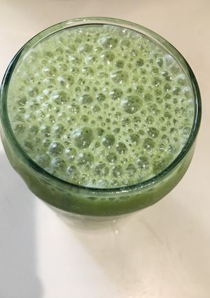 Una foto de Batido de Aloe-Piña- Espinacas (smoothie)