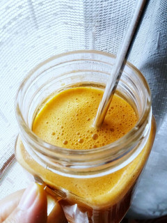A picture of Carrot and Apple Juice.