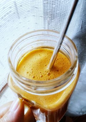 A picture of Carrot and Apple Juice.