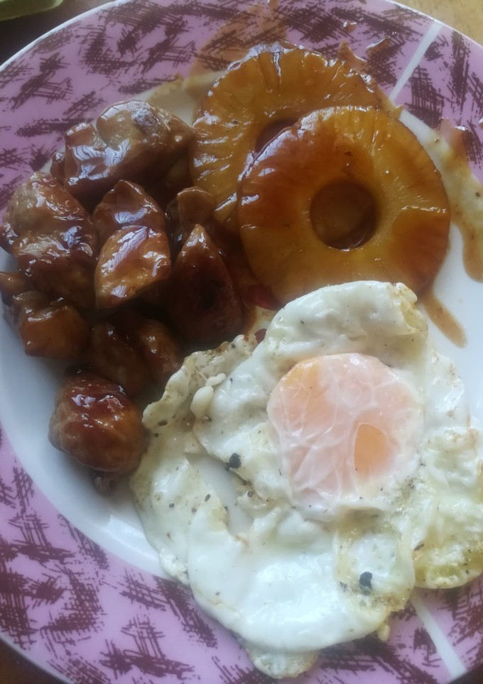 Una foto de Magro con piña y teriyaki