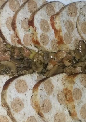صورة لوصفة مرقاز (نوع من السجق) بنين بطريقة راقية