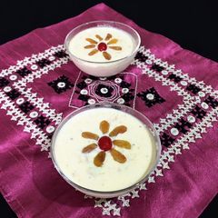 A picture of Payesh / Rice Kheer.