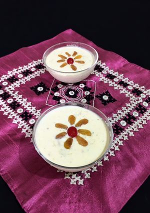 A picture of Payesh / Rice Kheer.