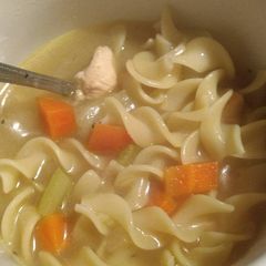 A picture of Scain's comfort chicken noodle soup for crockpot.