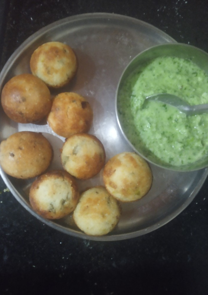 ફરાળી અપ્પમ (Farali Appam Recipe In Gujarati) રેસીપી મુખ્ય ફોટો