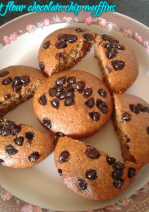 A picture of Wheat flour chocolate chip muffins.