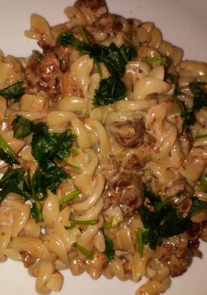 Una foto de Fusilli con Blutwurst sauce (salsa de morcilla)
