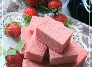 Foto resep Ogura Cake Strawberry Yoghurt Cottony Cake with Fresh Strawberry