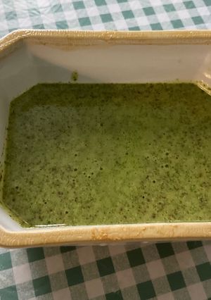 Une photo de Sauce verte à la moutarde, ail et persil